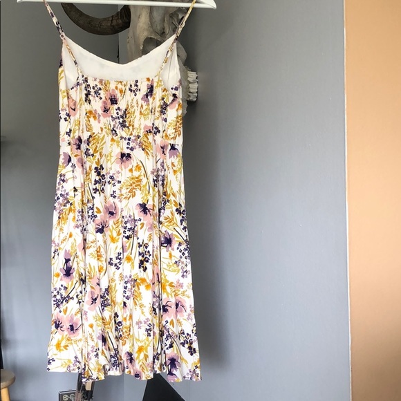 OLD NAVY • FULLY LINED Floral Dress - Picture 3 of 8